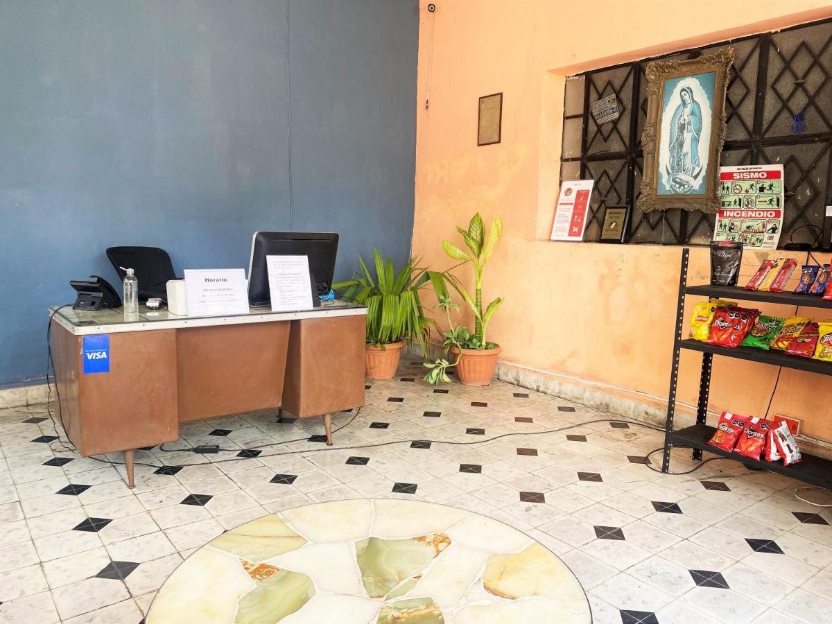 Oyo Posada Espinosa, Merida, Parque De Santa Ana 외부 사진