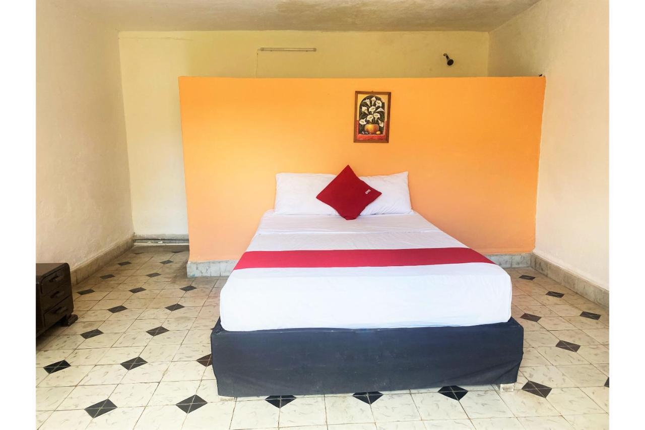 Oyo Posada Espinosa, Merida, Parque De Santa Ana 외부 사진