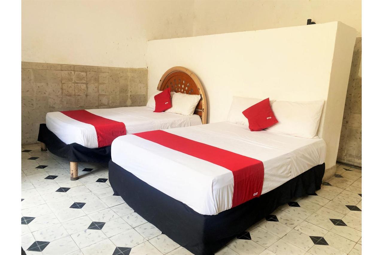 Oyo Posada Espinosa, Merida, Parque De Santa Ana 외부 사진